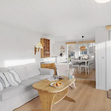 Holiday home Stunning In With Wifi
